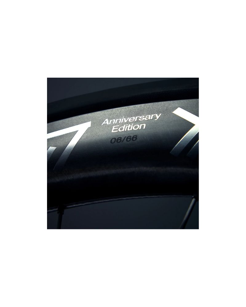 No6 Wheelset 30-30 / 45-50 / 50-58 (Shimano / XDR Freehub) (Black / White Decal/Limited Edition) 25 No6 Wheelset Ceramic Speed LIMITED EDITION 6